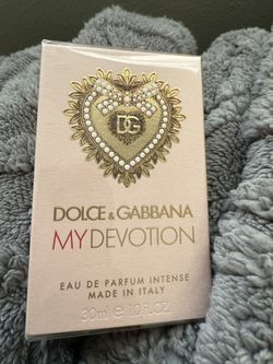 Dolce& Gabbana Perfume