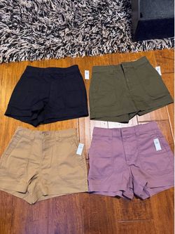 Women’s Small Old Navy Shorts **BRAND NEW**