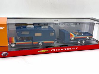 M2 1:64 Scale Diecast Set - 1975 Chevrolet Cheyenne Super 30 & 1978 Chevrolet C10 Silverado