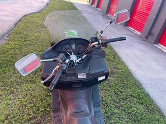Suzuki Burgman 2016