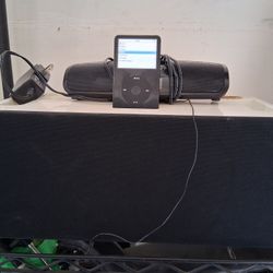 Ipod And 2 Speakers 