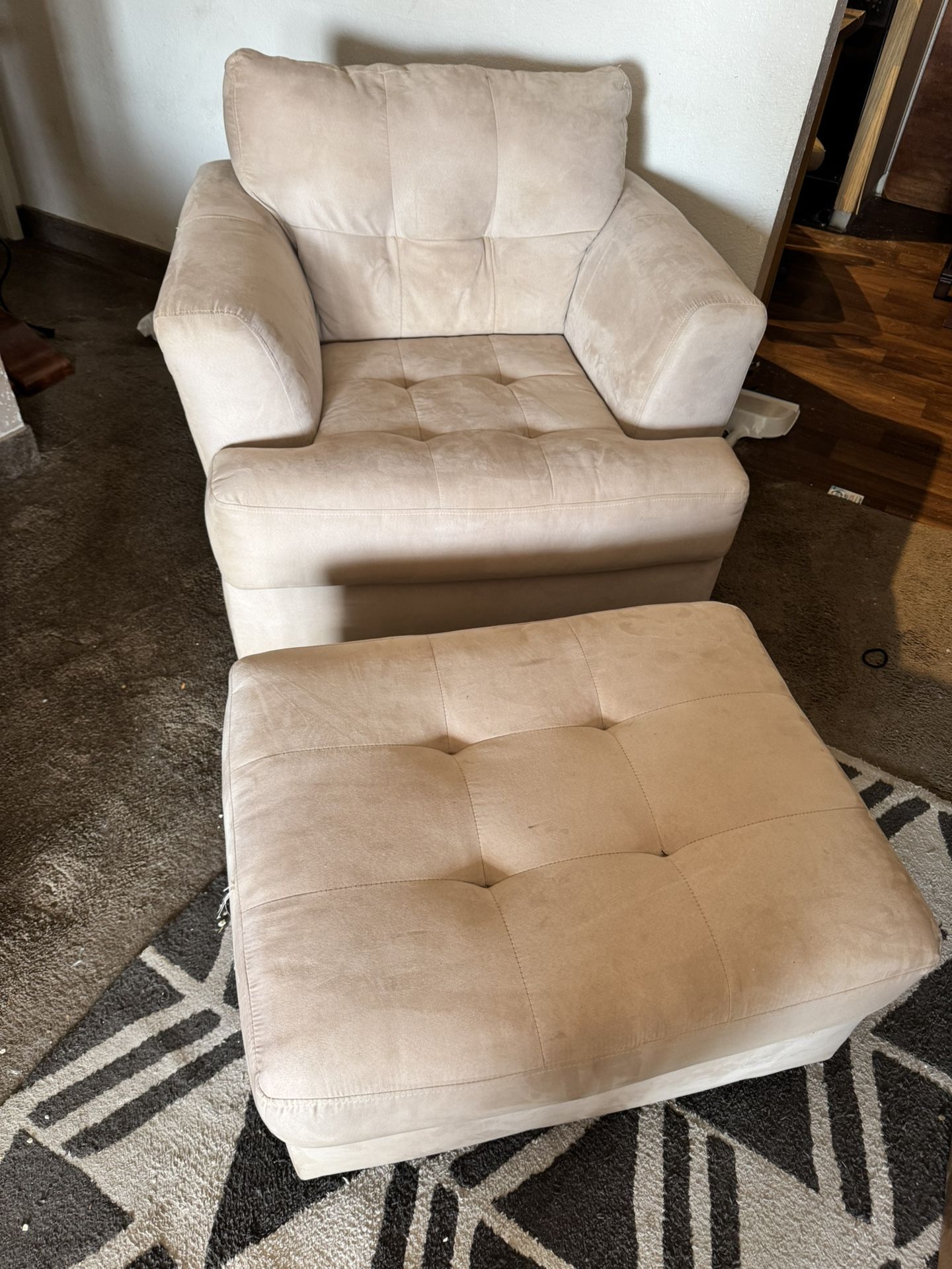 2 Chairs And Ottoman