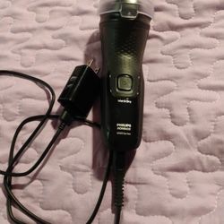 WET/DRY ELECTRIC RAZOR 