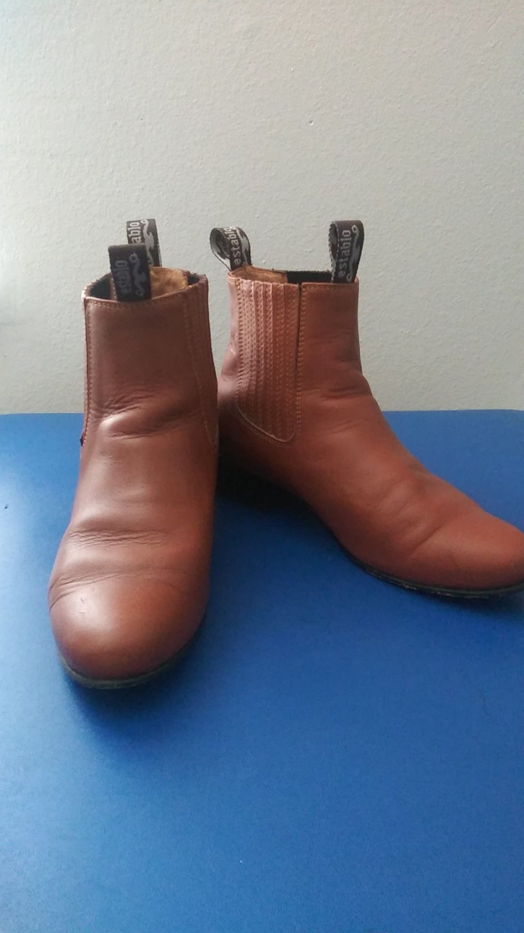 Establo Light Brown Leather Boots Size 8