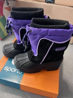 Little Girls snow Boots Size 11 