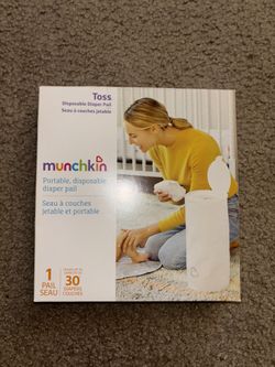 Munchkin Toss Portable Disposable Diaper Pail 
