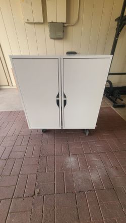 Ikea side by side shelves (white)