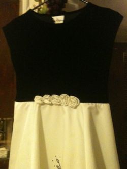 Dress for girls from Dillard's (L)