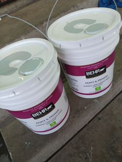 PINTURAS BEHR PARA INTERIOR DELA CASA COLOR GRIS $200