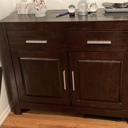 Dresser with pull out draws and shelves