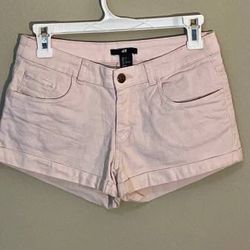 Ladies H&M Size 4 Jean Style Shorts 