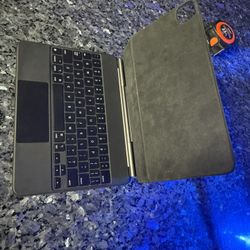 Apple Magic Keyboard