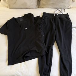 Figs Black Scrub Set