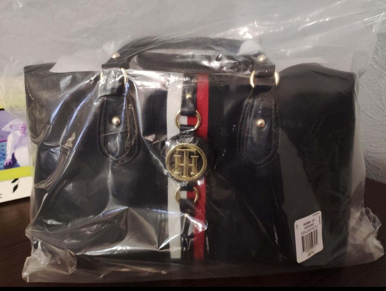 Brand New Tommy Hilfiger Satchel Purse