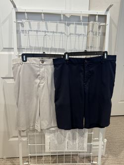 Nike Dri Fit Golf Shorts - Size 34
