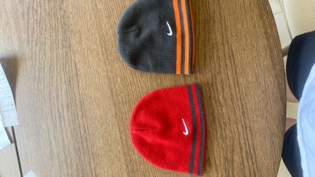 2 Reversible Youth Nike Beanies