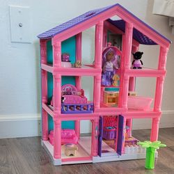 Doll House Toys For Kids,Children, Grils. Used In Good Condition.