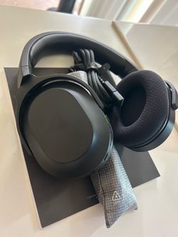 Razer Barracuda X wireless gaming headset
