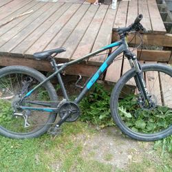 Gt Agresser Pro  27.5 In Nice Bike