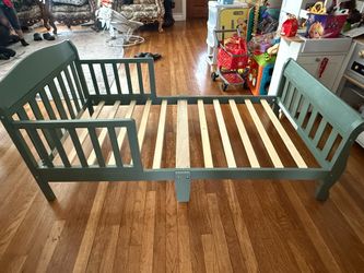 Delta toddler bed