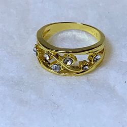 Ladies Ring