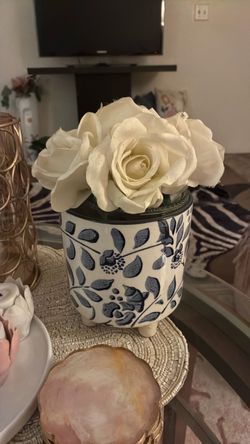 Ceramic flower decor