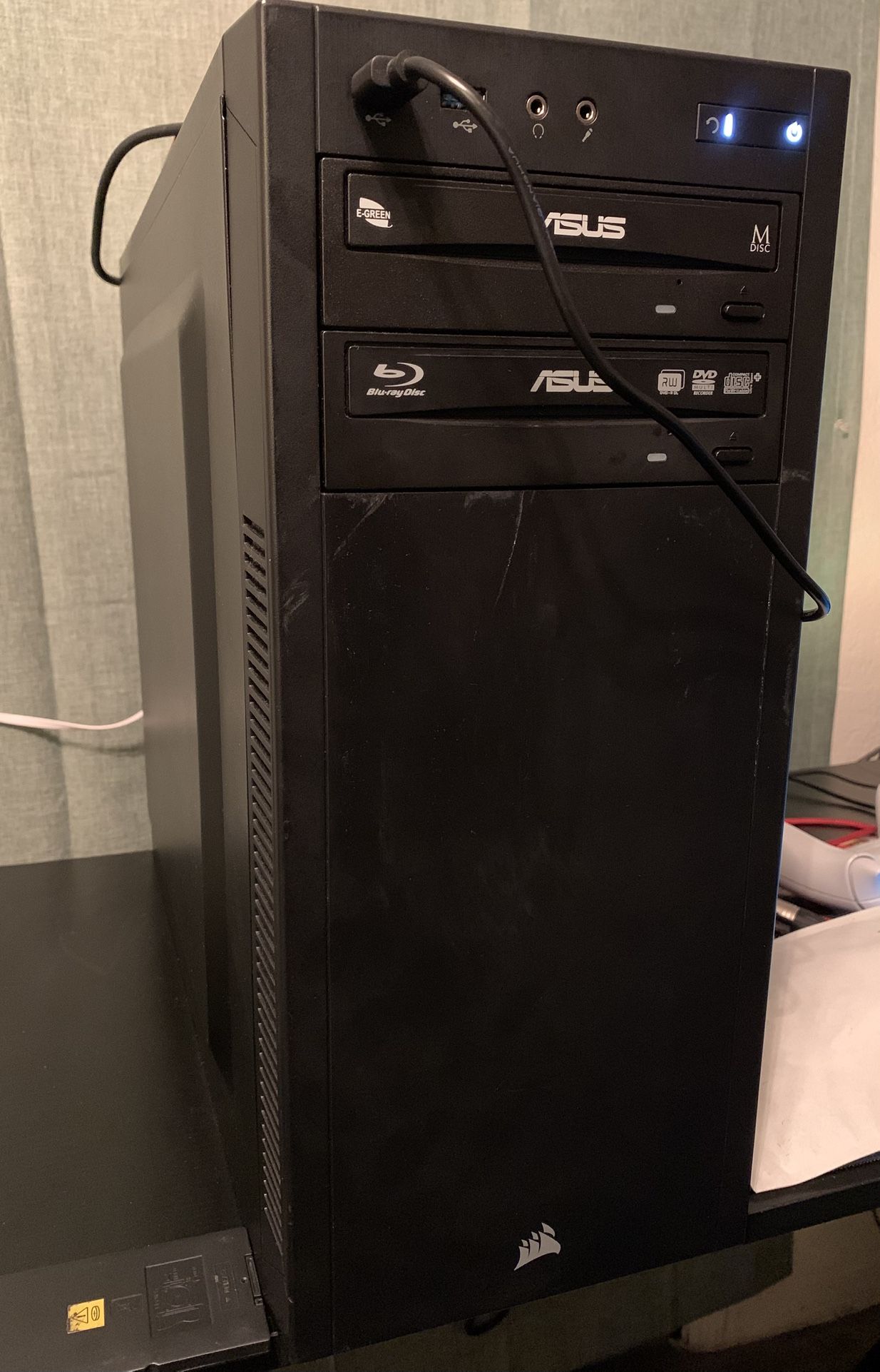 Gaming Desktop (price Negotiable)