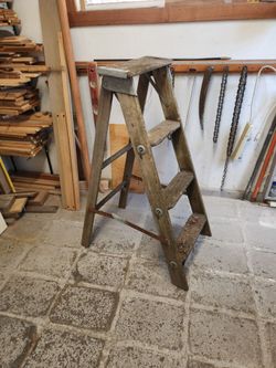 Vintafe wood ladders & step ladders