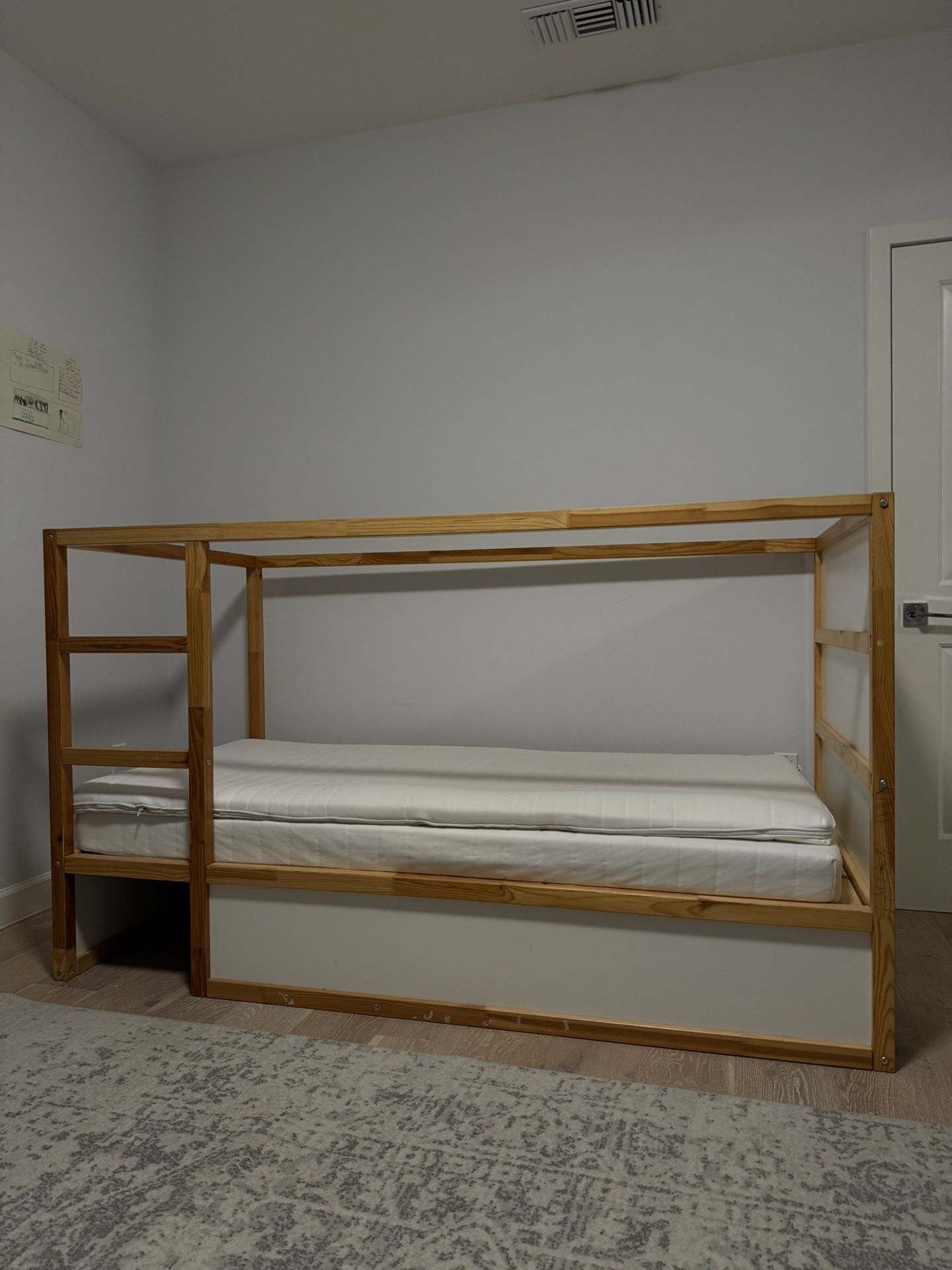 Wood Kids Loft / Bunk Bed Frame with Mattress
