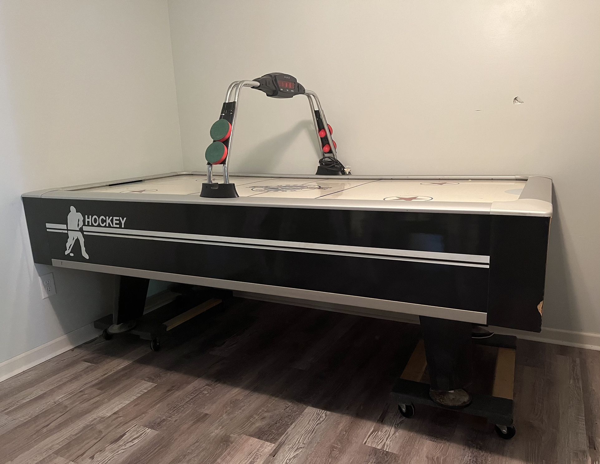 Air Hockey Table