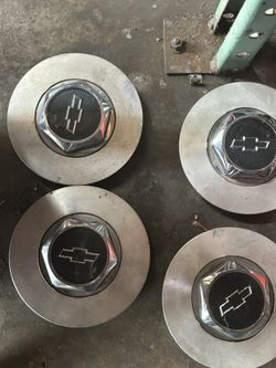 1(contact info removed) Ss 17 Chevy Impala Wheel Center Cap