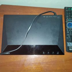 Sony Blu-ray/DVD Player With Remote