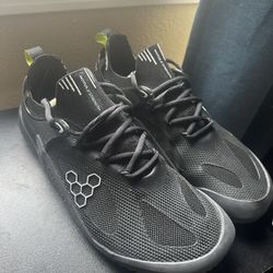 Vivobarefoot Motus Strength Mens (EUR 40/ US 7)