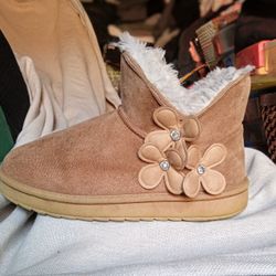  WINTER FUR LINED FLOWER BOOTS WOMENS SIZE 6