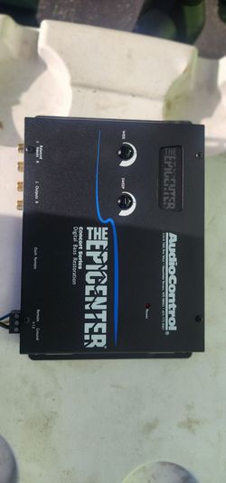 Epicenter center  with bass knob