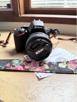 Nikon D3500 Digital SLR Camera Bundle