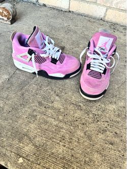 Jordan 4