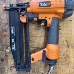 Ridgid Brad Nailer