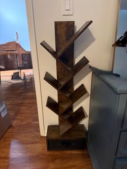 Book Tree - 7 Tier