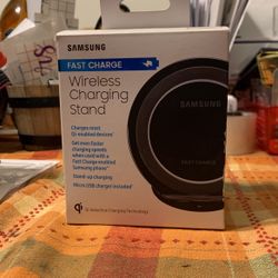 Samsung Wireless Charging Stand