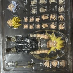 *READ DESC* Sh figuarts Three Sss Studio Trunks
