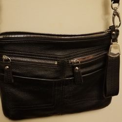 Crossbody Makowsky