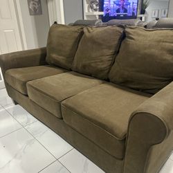 Pull Out sofa ( Queen Size )