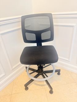 Desk Chair - No Wheels