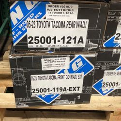 King Shocks 05-23 TOYOTA TACOMA 25001-119A-EXT & 25001-121A + ICON TUBULAR UCA With DELTA JOINT