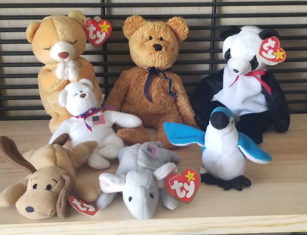 3PC LOT OF RETIRED TY BEANIE BABY FUZZ FORTUNE AND HOPE PLUS SOME EXTRAS