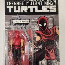 UNPUNCHED CARD. SUPER 7 REACTION FIGURE. EASTMAN AND LAIRDS. TEENAGE MUNTANT NINJA TURTLES. FOOT SOLDIER 3.75 " ACTION FIGURE.