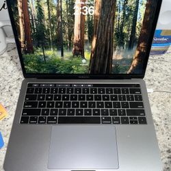 MacBook Pro (13-inch, 2019, Two Thunderbolt 3 ports) 