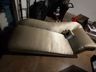 $100 vintage green silk like lounge couch