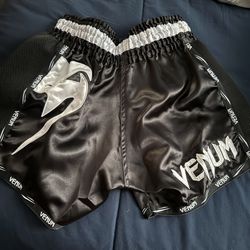 Venum Black Muay Thai Shorts Large